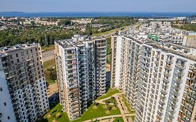 Deluxe Apartments Sucha Gdańsk by Renters